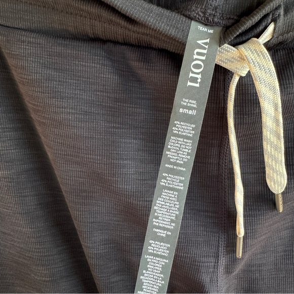 Vuori Performance Women Joggers Knit Small Purple Black Athletic Athleisure Gym - Picture 5 of 10